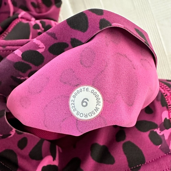 Lululemonn Fast and Free 25” Leggings, Size 6 - Picture 2 of 2